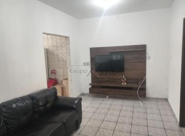 Casa · 70m² · 3 Quartos · 4 Vagas · Oportunidade - Casa - Jardim Oriente - 3 Dormitórios - 70m².