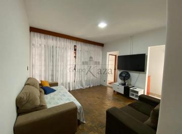 Casa · 104m² · 3 Quartos · 4 Vagas · Oportunidade - Casa - Bosque dos Eucaliptos - 3 Dormitórios - 104m²
