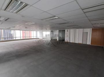Comercial · 331m² · 5 Quartos · 10 Vagas · Conjunto Comercial - 5 Salas - Brooklin - 330m².