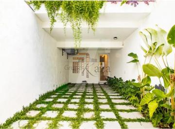 Casa · 200m² · 3 Quartos · 2 Vagas · Oportunidade - Casa - Vila Nova Conceição - 3 Dormitórios - 200m².