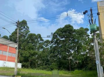 Terreno · 1080m² · 2 Vagas · Terreno em Condomínio - Industrial ou Comercial - Centro - 1.080m².
