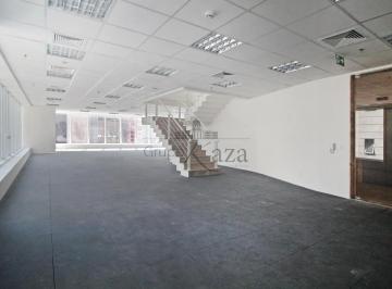 Comercial · 453m² · 2 Quartos · 12 Vagas · Conjunto Comercial Duplex - Vila Olímpia - 453m².