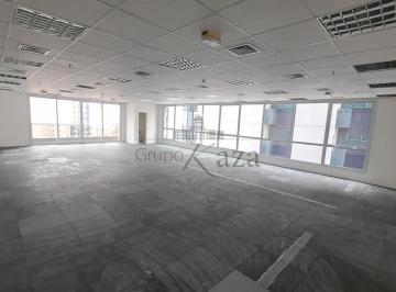 Comercial · 169m² · 1 Quarto · 4 Vagas · Conjunto Comercial - Moema - 169m².