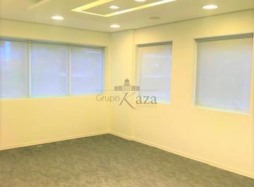 Comercial · 120m² · 3 Vagas · Conjunto Comercial - Vila Olímpia - 120m².