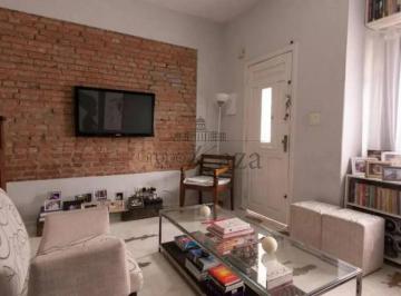Casa · 200m² · 3 Quartos · 2 Vagas · Casa á venda 3 Dormitórios - 200m² - Vila Olimpia