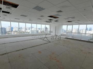 Comercial · 353m² · 2 Quartos · 10 Vagas · Conjunto Comercial Duplex - Brooklin - 353m².
