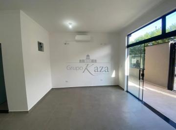 Comercial · 27m² · Oportunidade - Sala Comercial - Residencial Dom Bosco - 27,2m².