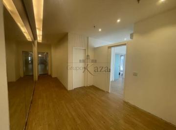 Comercial · 118m² · 4 Vagas · Oportunidade - Sala em Condomínio Comercial - Parque Residencial Aquarius - Cond