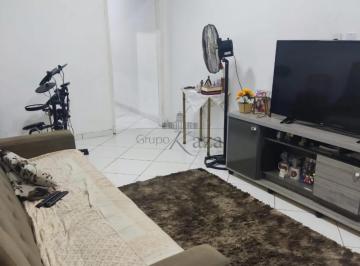 Casa · 90m² · 3 Quartos · 2 Vagas · Oportunidade - Casa - Conjunto Residencial Elmano Ferreira Veloso - 3 Dormitório