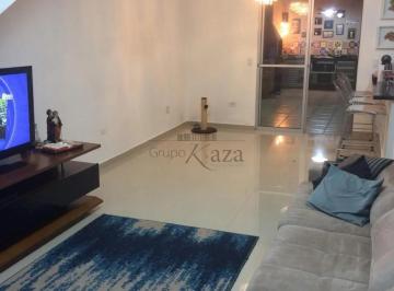 Casa · 149m² · 3 Quartos · 2 Vagas · Oportunidade - Casa - Residencial Bosque dos Ipês - 3 Dormitórios - 149m².