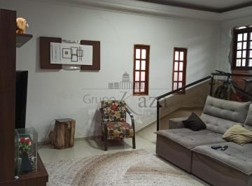 Rural · 360m² · 4 Quartos · 2 Vagas · Chácara Rural - Padre Marcelo - Caçapava - 360m² - 4 Dormitórios. Aceita Permuta.