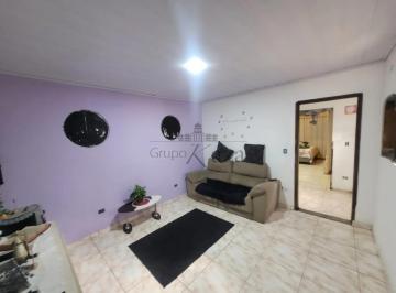 Comercial · 80m² · 3 Quartos · 5 Vagas · Oportunidade - Casa - Vila São Benedito - 3 Dormitórios - 80m².