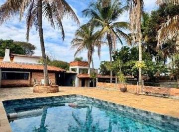 Rural · 203m² · 3 Quartos · 6 Vagas · Chácara para aluguel em Piracicaba (Bairro Chicó) — 3 quartos e piscina