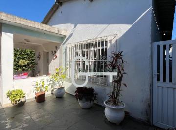 18fa0e895b38a0cc7f36df57caf1434000219776 · Casa com 2 dormitórios à venda, 107 m² por R$ 290.000,00 - Centro - Peruíbe/SP