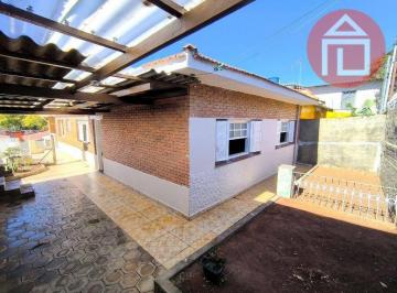 977b1e5a3eff263c0257fb4f9f13e321d492df87 · Casa com 3 dormitórios para alugar, 300 m² por R$ 3.500,00/mês - Vila Mota - Bragança Paulista/SP