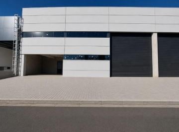 8ecad46bfea0fe34e8016486ad2ae0debb2d5f44 · Galpão Industrial para alugar, 700 m² - Parque Industrial 9 de Julho - Americana/SP