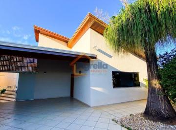 Casa · 213m² · 3 Quartos · 3 Vagas · ESPAÇO, CONFORTO E LAZER PARA VIVER BEM.