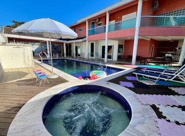 Casa · 445m² · 5 Quartos · 5 Vagas · Casa Grande com Piscina a Venda no Santa Rosa - REMAX