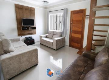922b2cd8-0b6e-4f0a-8910-249a8a7d841c.jpg · Casa no condomínio Arnoni para venda com 2 quartos, sendo 2 suítes, 60m²