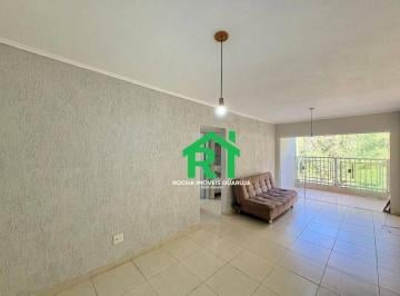 Sala · Apartamento à beira mar com 2 quartos, 1 vaga à venda em Pitangueias, Guarujá
