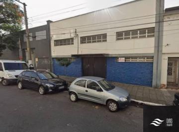 cee5249e8d0f41d331470511a9b513cb0c20340d · Prédio comercial