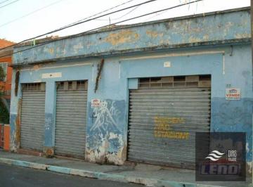 609df13816260ad4cac1eeca0eebdc02de8997a4 · Terreno