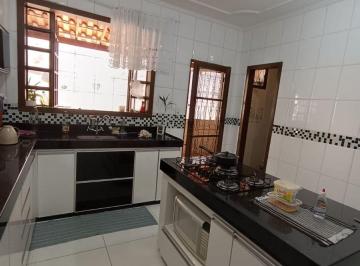 Casa de 3 quartos, Betim · Casa de 360 m² com 3 quartos à venda em Betim/MG