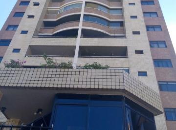 Apartamento de 3 quartos, Fortaleza · Apartamento de 130 m² com 3 suites no melhor da Aldeota, próx ao BNB!!!!