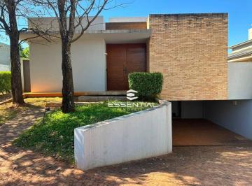 47d86818f6a733ee2c3f0bb64e8e1451bbd10ec3 · 240 m² de sofisticação, 3 suítes e lazer completo no Gaivota I