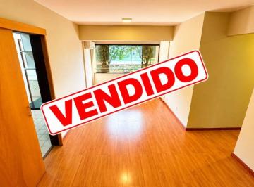 Apartamento de 3 quartos, Brasília · 102 F - CANTO - VISTA LIVRE - DESOCUPADO - FACHADA REFORMADA.