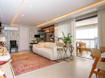 Apartamento de 3 quartos, Curitiba · Apartamento dos sonhos no Cabral, uma das areas mais desejadas e valorizadas de Curitiba