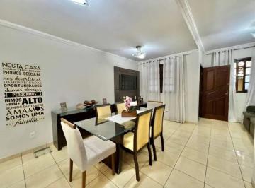 Casa de 3 quartos, São Paulo · Linda casa a venda em Vila Mariana - SP