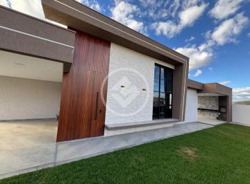 182.jpg · Casa com 3 quartos, sendo uma suíte com closet, área externa com piscina e churrasqueira, localizada