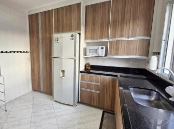 645d3429-4e1c-4dc4-ac5c-b82f5ec830c0 · Atraente sobrado para venda em Vila Dom Pedro II com 3 quartos, sendo 1 suíte, 124m²