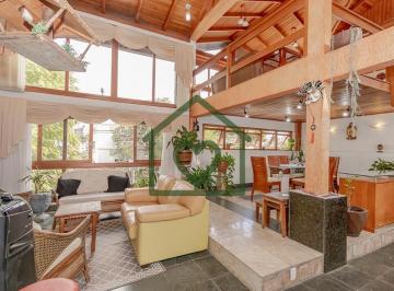 Casa · 370m² · 4 Quartos · 2 Vagas · Casa para venda em Passo Da Areia de 370.00m² com 4 Quartos, 1 Suite e 2 Garagens