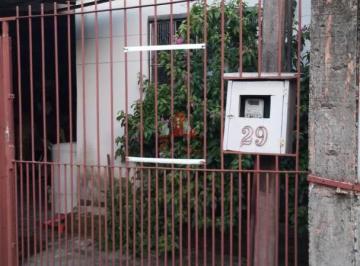 Casa · 60m² · 2 Quartos · 1 Vaga · Casa à venda - no Jardim
