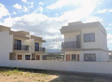 Casa · 110m² · 2 Quartos · 5 Vagas · 3 Sobrados 2 Quartos quartos cada - Ponta do Papagaio