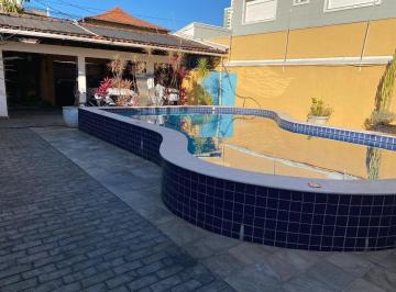 Casa · 350m² · 4 Quartos · 5 Vagas · Casa Terrea com 4 quartos à venda, 350 m² por R$ 2.095.000 - Vila Rosália - Guar
