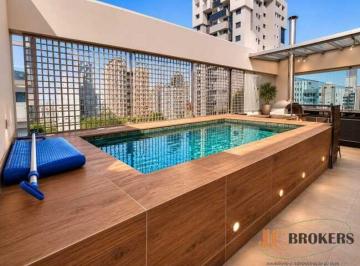 Apartamento · 215m² · 3 Quartos · 2 Vagas · Cobertura triplex com 215 m² de área útil, 3 dormitórios sendo 1 suíte, 2 vagas