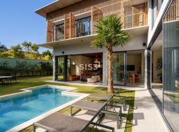 Casa · 538m² · 5 Quartos · 4 Vagas · Casa em condomínio à venda com 5 suítes | Vivendas