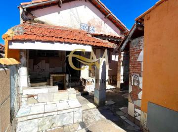 Casa · 100m² · 2 Quartos · 1 Vaga · Casa em vila no centro de Atibaia