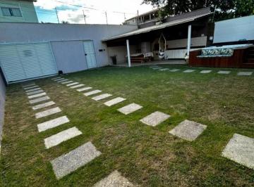 Foto 04 · Oportunidade: Casa com 3 quartos na Praia de Santa Mônica, Guarapari-ES, com jacuzzi e churrasqueira