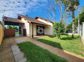 Casa · 62m² · 2 Quartos · Casa plana em bairro tranquilo ,com 2 dormitórios,1 banheiro e garagem para1 carro