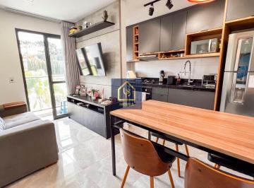 Apartamento · 44m² · 2 Quartos · 1 Vaga · Apartamento com 2 dormitórios. São 44m² privativos por R$ 549.000 no bairro Cascatinha em Curitiba/P