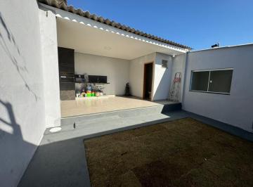 Casa · 3 Quartos · 2 Vagas · Casa à venda no bairro Shopping park - Uberlândia - MG