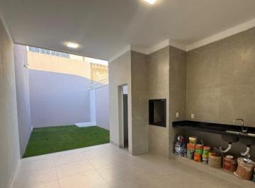 Casa · 150m² · 3 Quartos · 2 Vagas · Casa à venda no bairro Granada - Uberlândia - MG