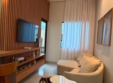 Casa · 125m² · 3 Quartos · 2 Vagas · Casa à venda no bairro Laranjeiras - Uberlândia - MG