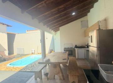 Casa · 250m² · 2 Quartos · 3 Vagas · Casa à venda no bairro Jardim Holanda - Uberlândia - MG