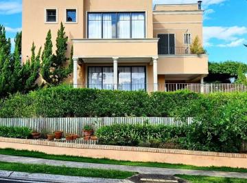 Foto 01 · Casa de luxo em condomínio exclusivo em Campinas-SP: 4 quartos, 4 suítes, sala ampla, 6 banheiros, 4