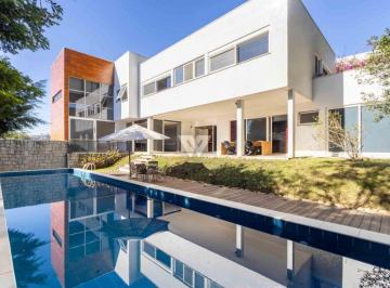 Casa de 5 quartos, Curitiba · Casa com piscina de 420 m² em Condomínio no Cascatinha - 5 dormitórios sendo 4 suítes e 4 vagas